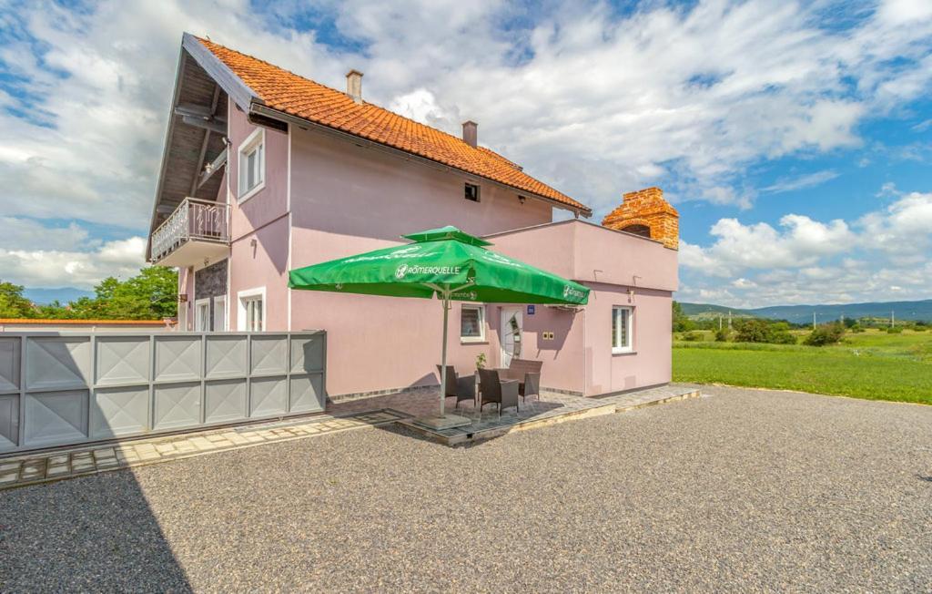 Apartments Sweet Home Otočac Екстериор снимка