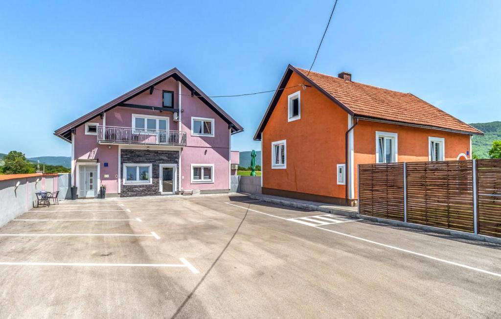 Apartments Sweet Home Otočac Екстериор снимка