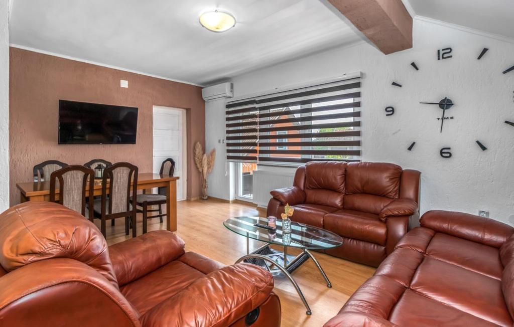 Apartments Sweet Home Otočac Екстериор снимка