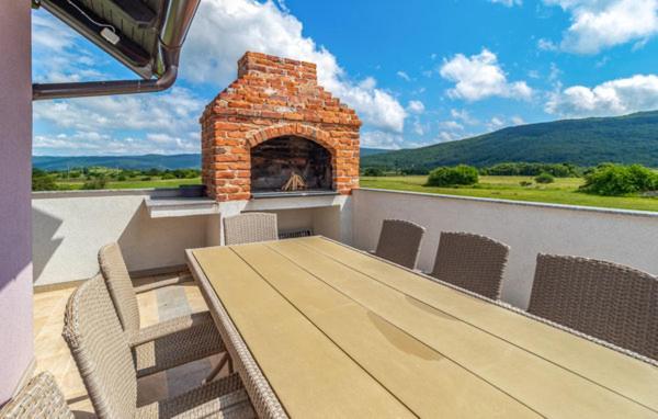 Apartments Sweet Home Otočac Екстериор снимка