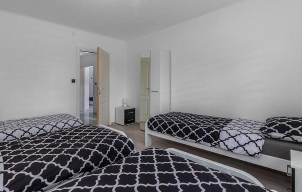 Apartments Sweet Home Otočac Екстериор снимка