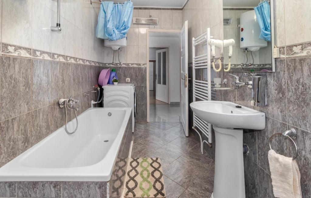 Apartments Sweet Home Otočac Екстериор снимка
